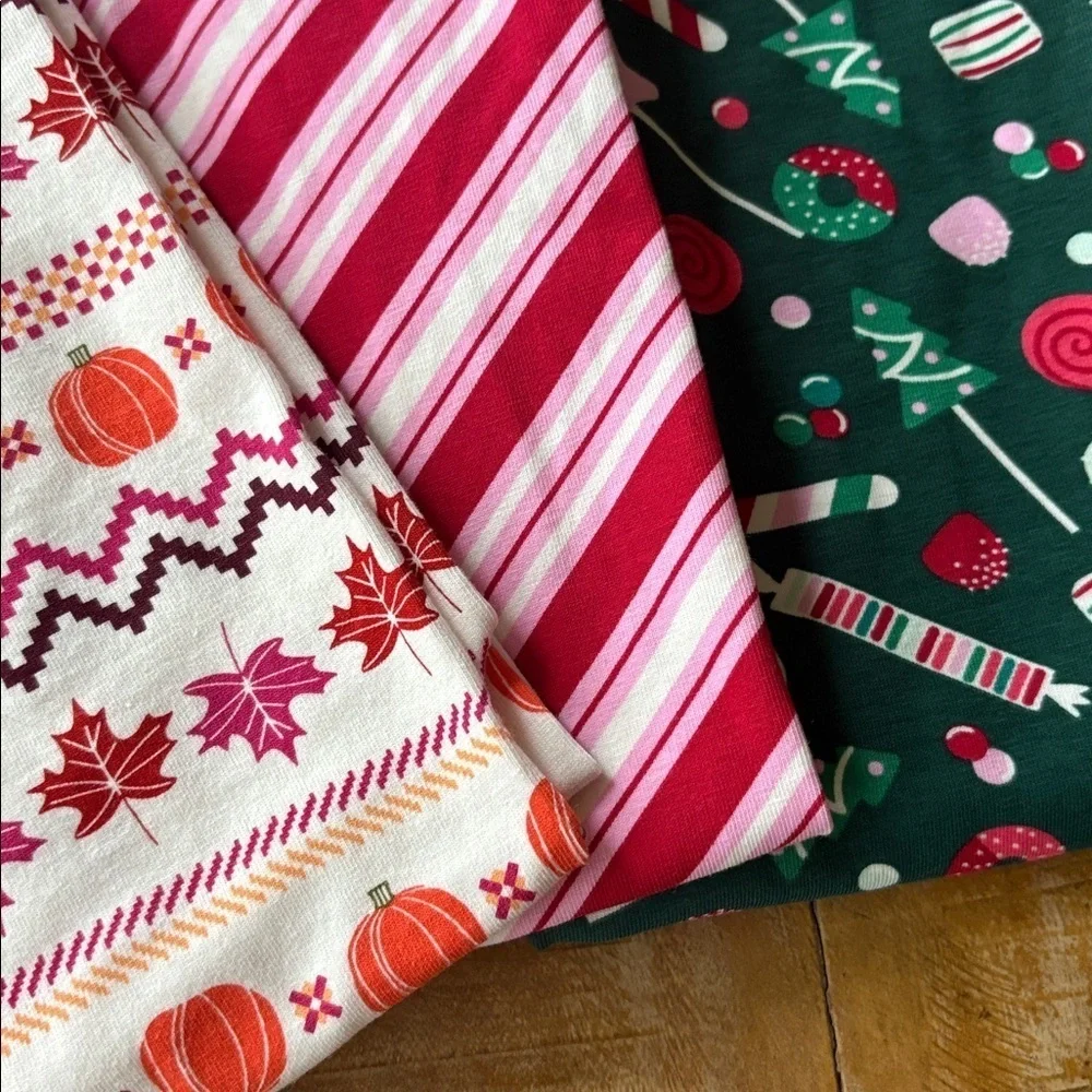 NWT/NWOT Children’s Place holiday leggings size M(7/8)